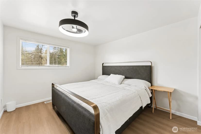 Property photo for 15422 Canyon Road E, Puyallup photo 24