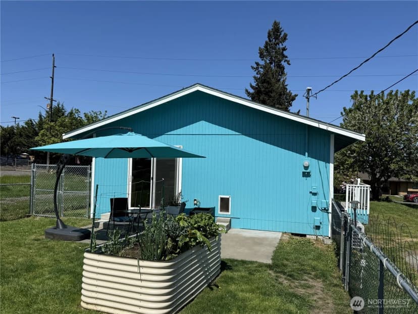 Property photo for 910 W 16th Street, Port Angeles photo 18