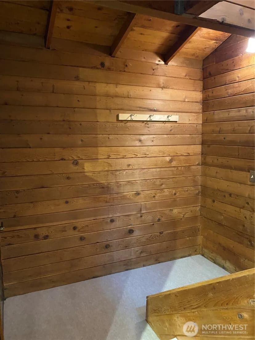 Property photo for 16726 Mountain Side Drive E, Greenwater photo 11