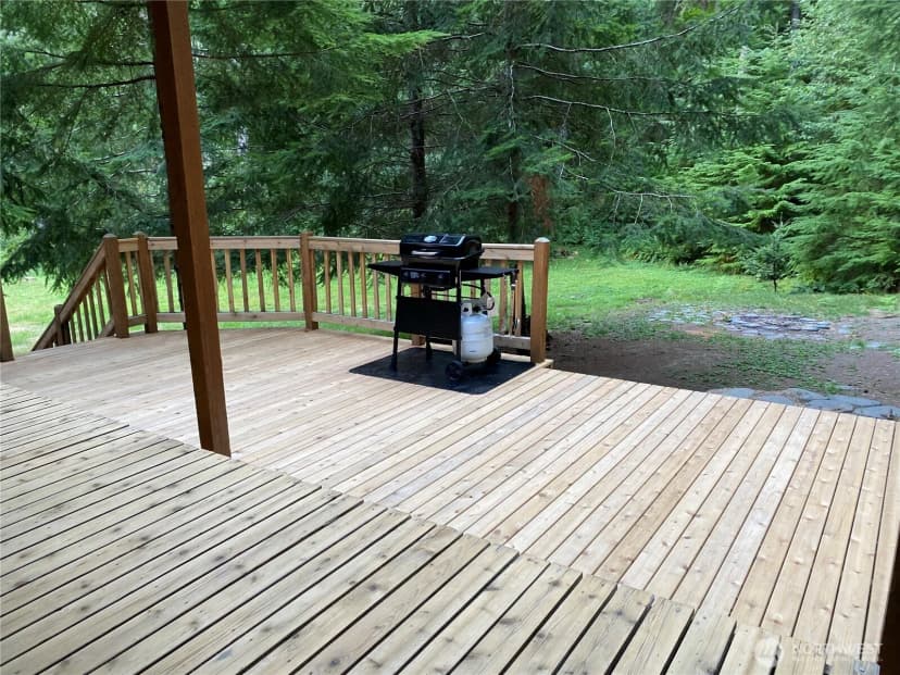Property photo for 16726 Mountain Side Drive E, Greenwater photo 23