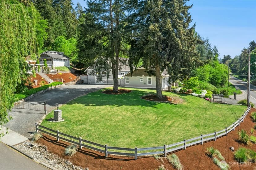 Property photo for 13606 Woodinville Redmond Road Ne, Redmond photo 3