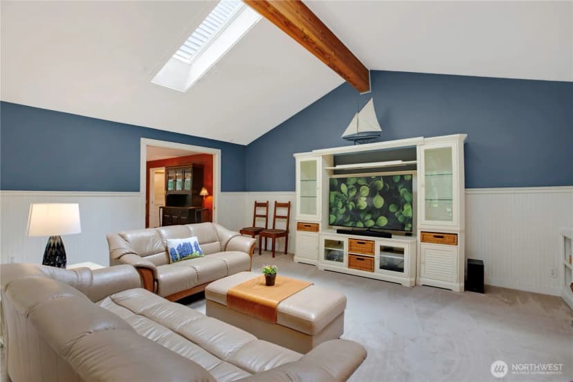 Property photo for 4320 Palomino Drive Ne, Bainbridge Island photo 5