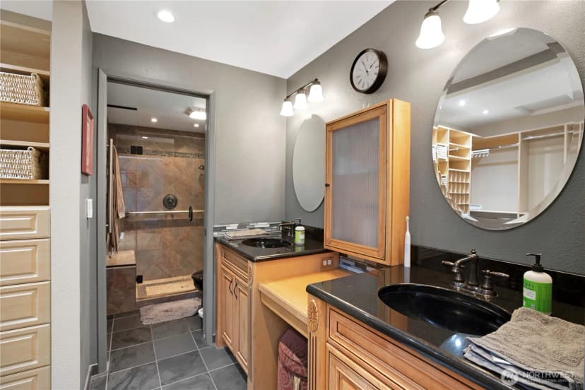 Property photo for 4320 Palomino Drive Ne, Bainbridge Island photo 22