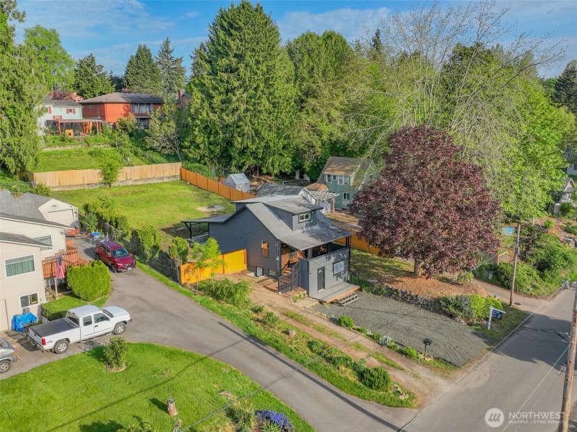 Property photo for 1551 N Callow Avenue, Bremerton photo 3