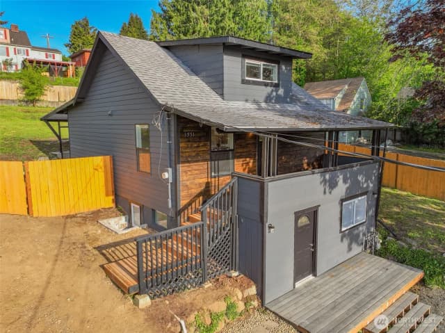 Property photo for 1551 N Callow Avenue, Bremerton photo 2