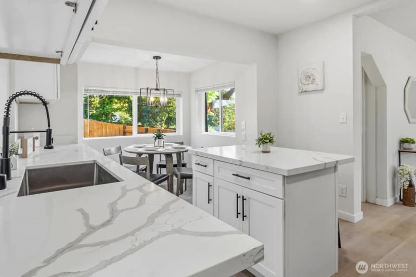 Property photo for 1551 N Callow Avenue, Bremerton photo 6