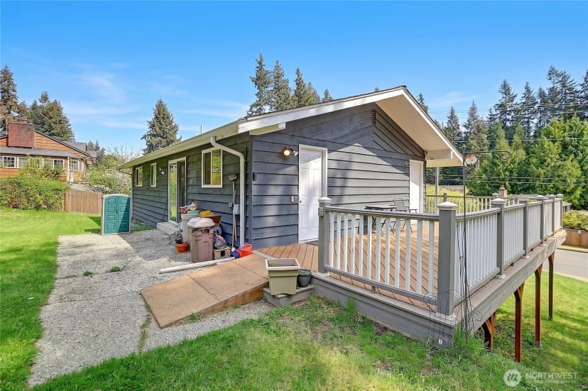 Property photo for 17810 Olympic View Drive, Edmonds photo 25