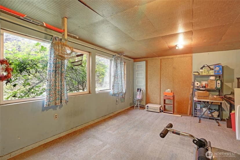 Property photo for 17810 Olympic View Drive, Edmonds photo 23
