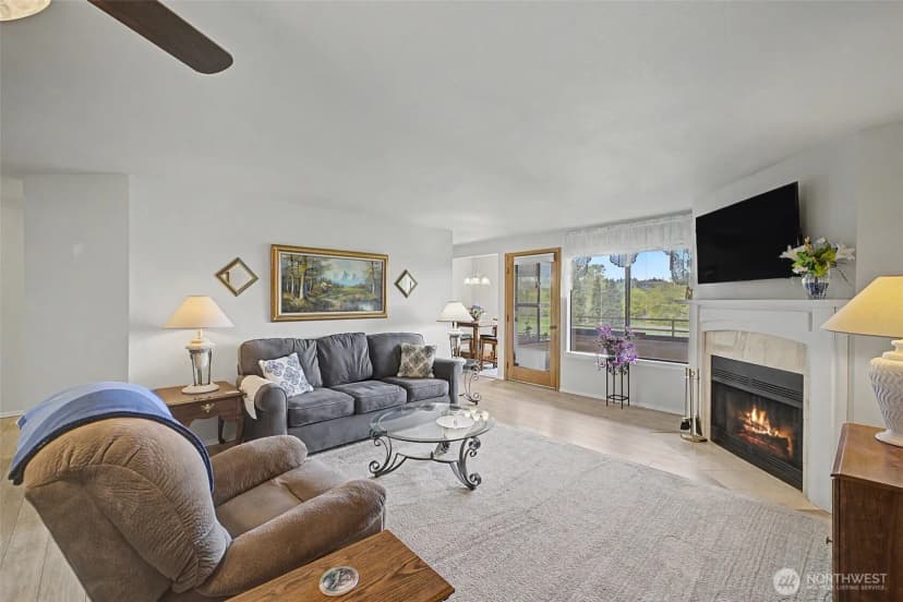 Property photo for 101 Pine Avenue #303, Snohomish photo 17