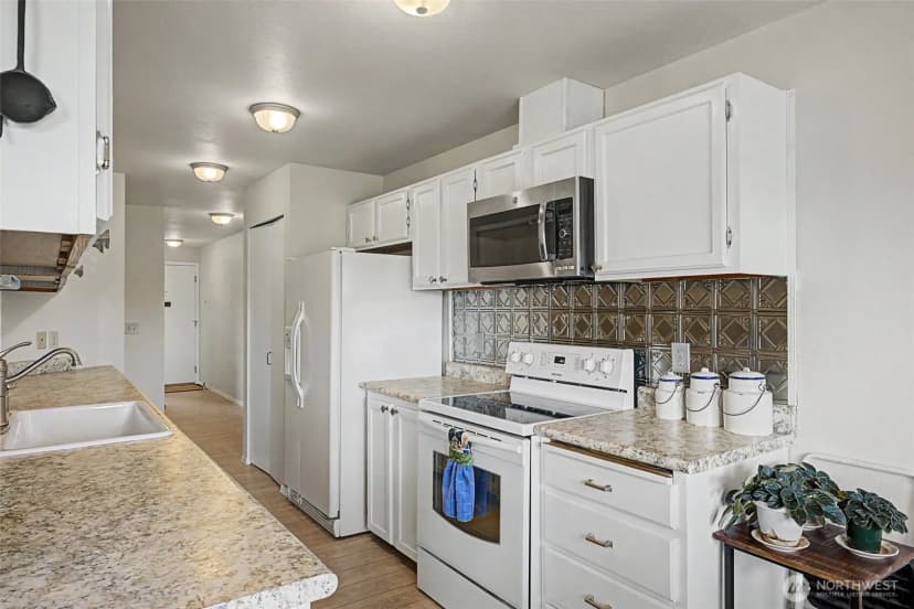 Property photo for 101 Pine Avenue #303, Snohomish photo 14