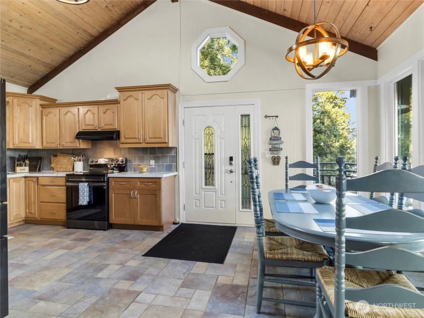 Property photo for 170 E Camus Drive, Shelton photo 13