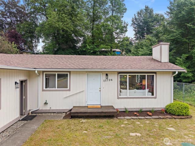 Property photo for 11726 8th Avenue S, Burien photo 5