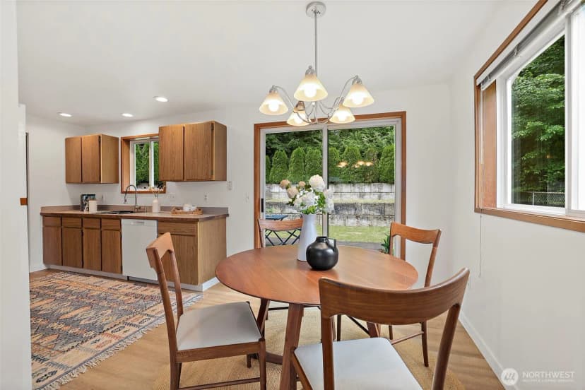 Property photo for 11726 8th Avenue S, Burien photo 14