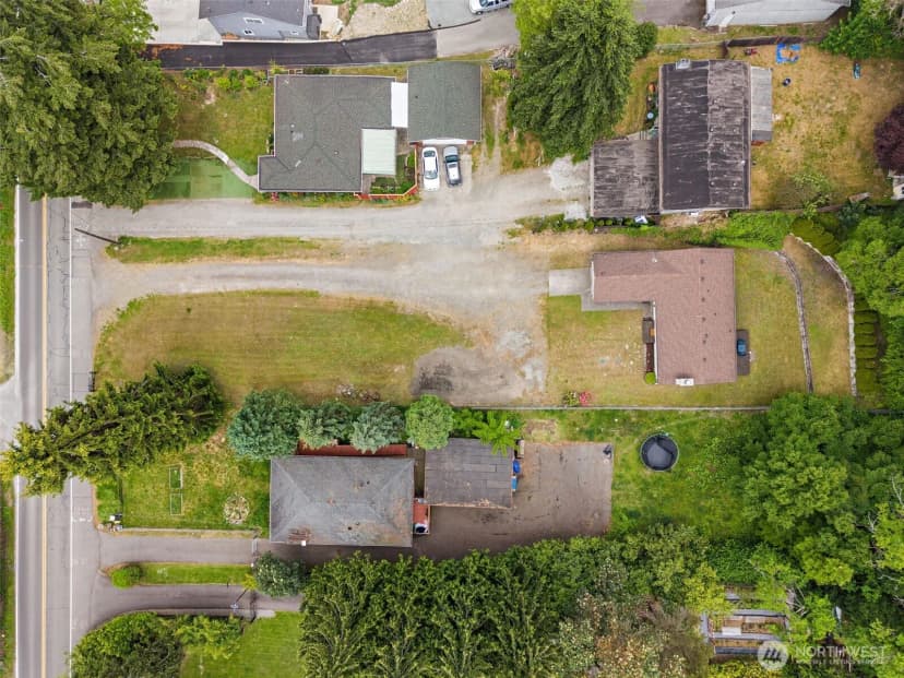Property photo for 11726 8th Avenue S, Burien photo 33