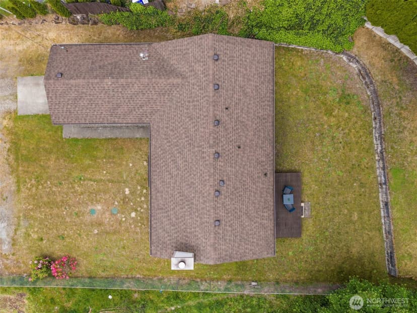 Property photo for 11726 8th Avenue S, Burien photo 32