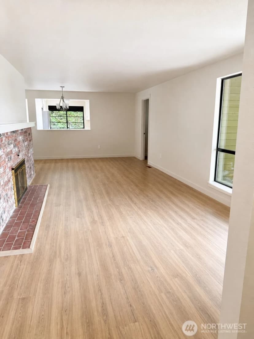 Property photo for 8516 29th Street Ct E, Edgewood photo 7