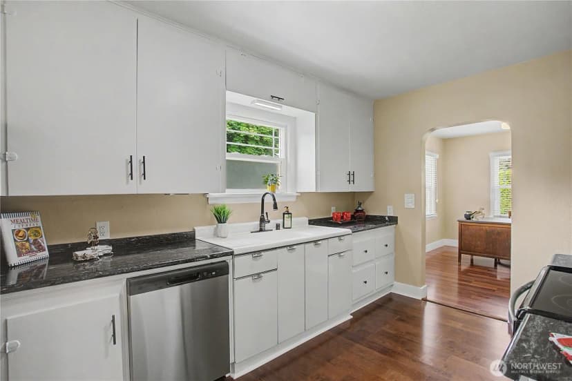 Property photo for 1035 5th Street, Washougal photo 11