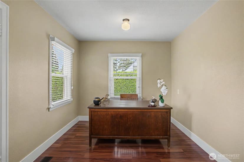 Property photo for 1035 5th Street, Washougal photo 14