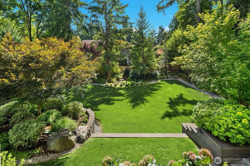 Property photo for 10461 Se 23rd Street, Bellevue photo 32
