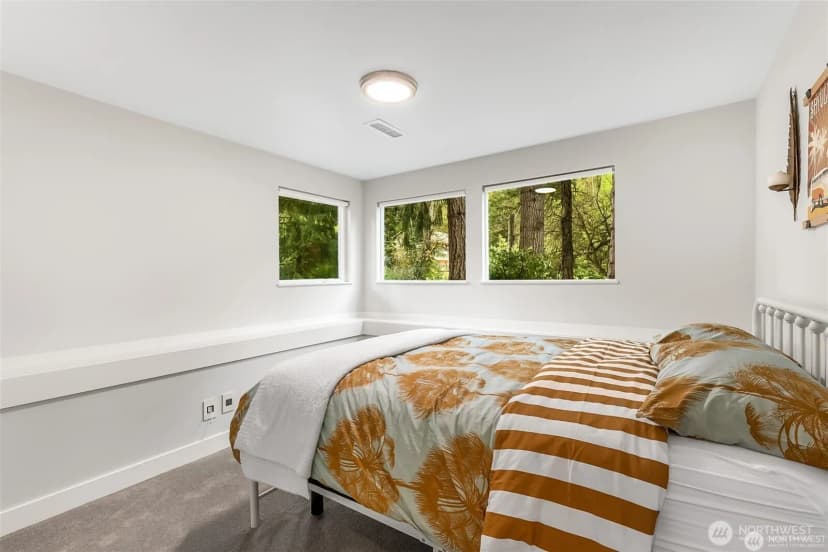 Property photo for 20231 37th Avenue Ne, Lake Forest Park photo 30