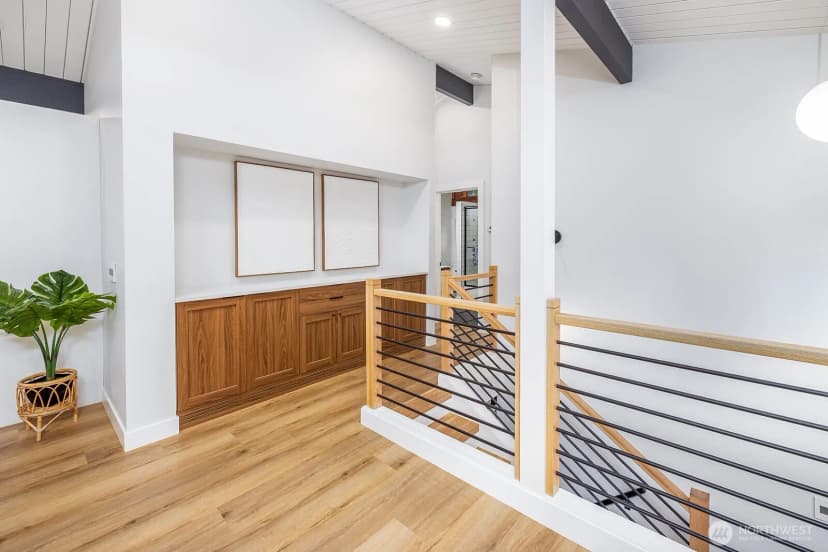 Property photo for 20231 37th Avenue Ne, Lake Forest Park photo 6