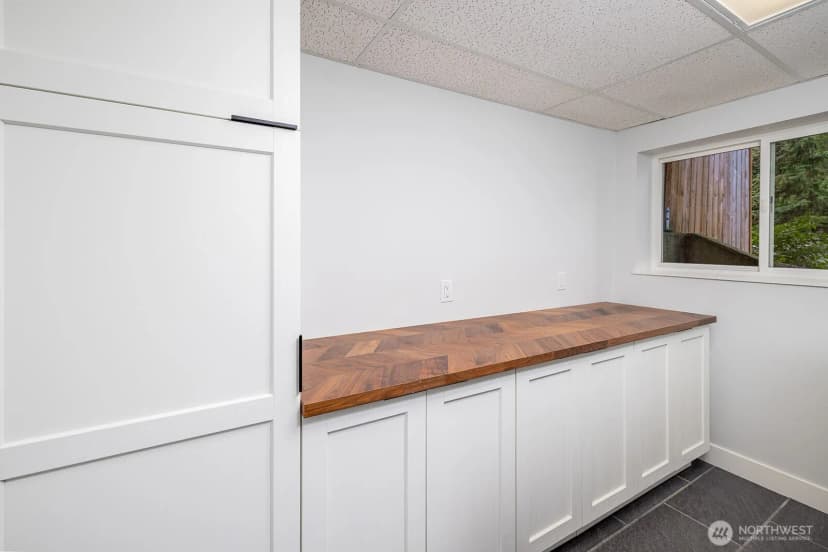 Property photo for 20231 37th Avenue Ne, Lake Forest Park photo 24