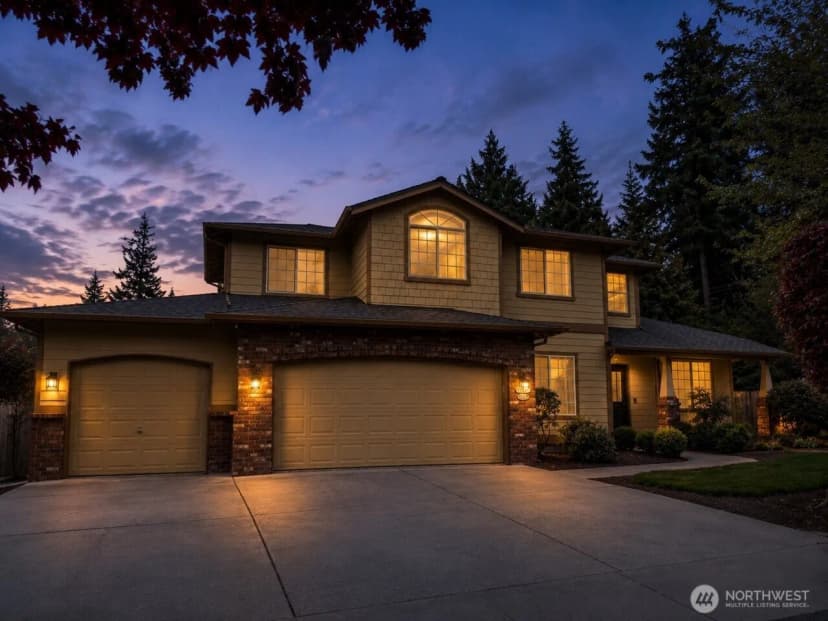 Property photo for 9127 Surrey Lane Sw, Mukilteo photo 2
