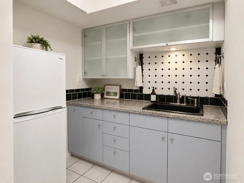 Property photo for 9127 Surrey Lane Sw, Mukilteo photo 20