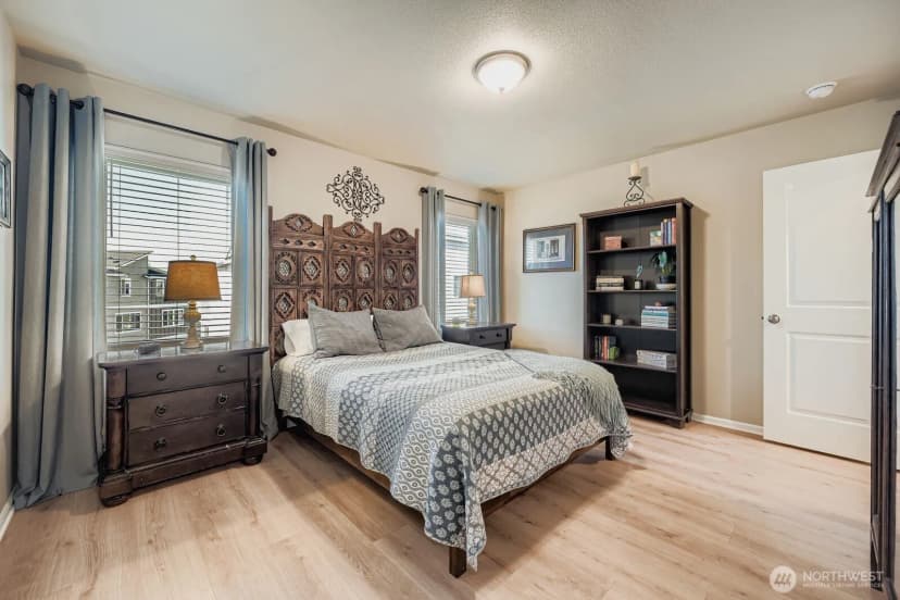 Property photo for 32668 Steamboat Lane, Black Diamond photo 16