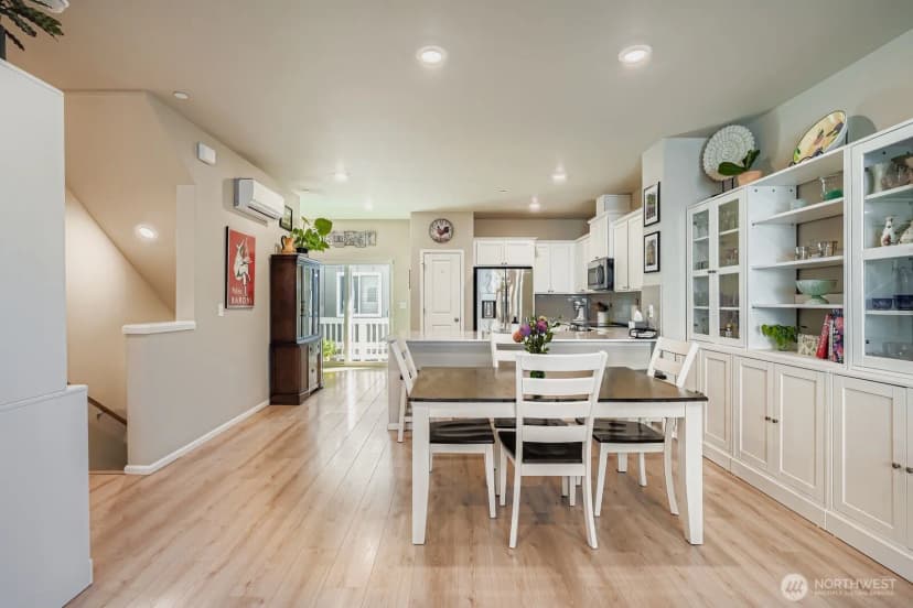Property photo for 32668 Steamboat Lane, Black Diamond photo 9