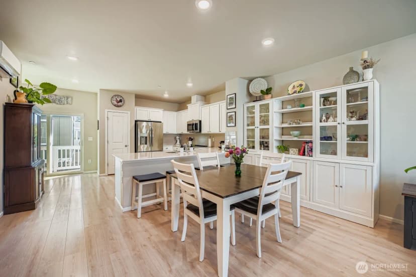 Property photo for 32668 Steamboat Lane, Black Diamond photo 8