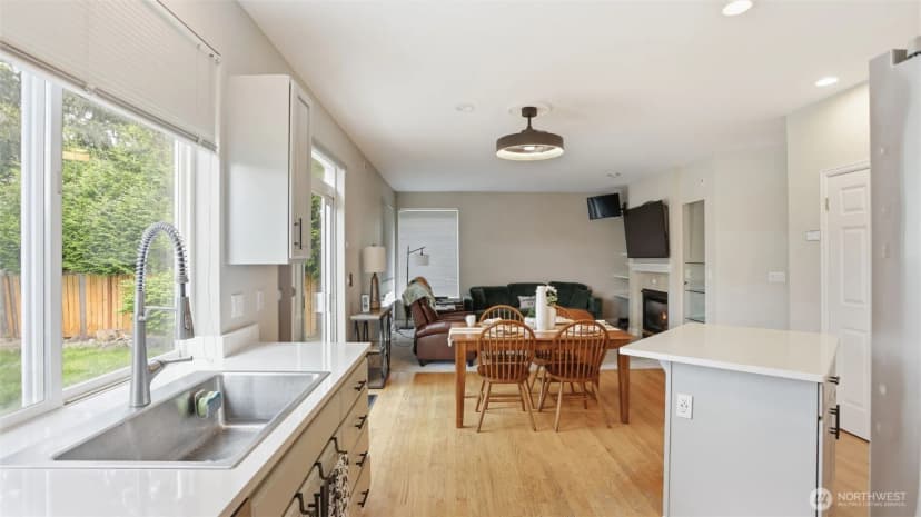 Property photo for 18637 172nd Place Se, Renton photo 12
