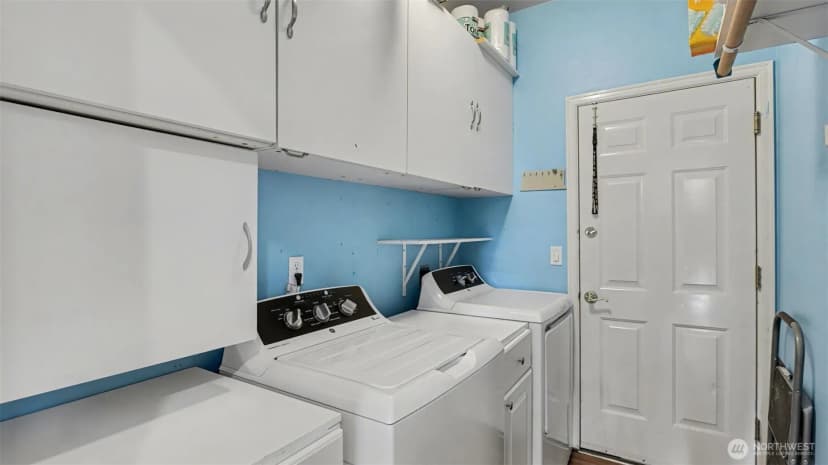 Property photo for 18637 172nd Place Se, Renton photo 15