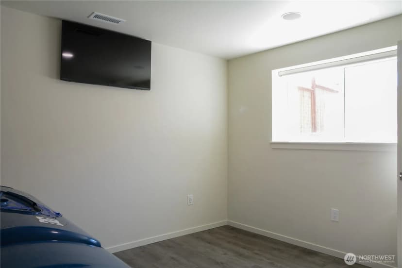 Property photo for 710 E 2nd Avenue, Odessa photo 29