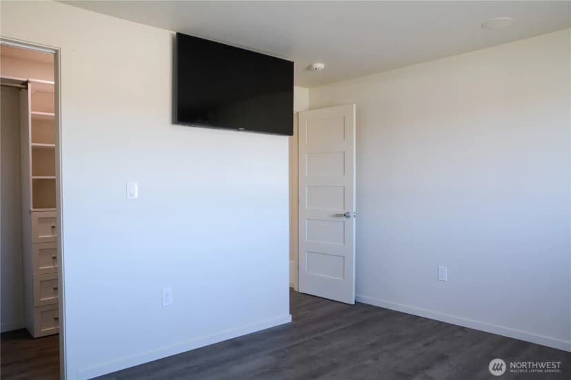 Property photo for 710 E 2nd Avenue, Odessa photo 33