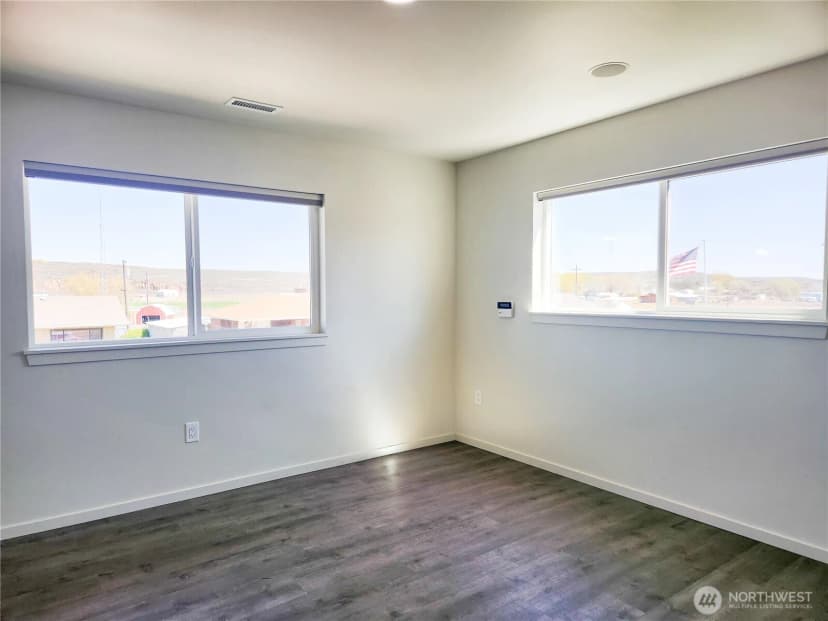 Property photo for 710 E 2nd Avenue, Odessa photo 18