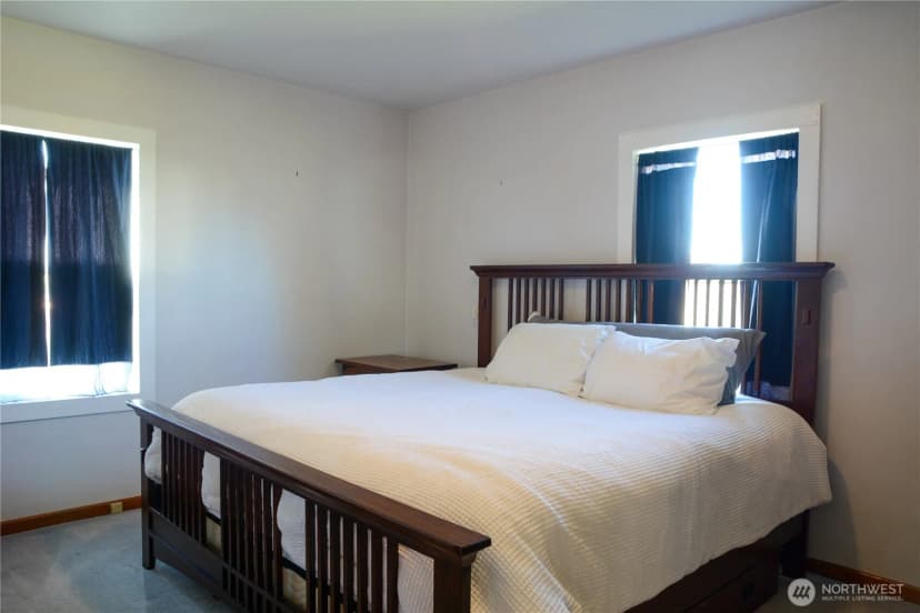 Property photo for 112 E 5th Street, Lind photo 14