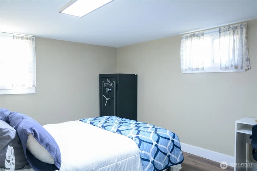 Property photo for 112 E 5th Street, Lind photo 29