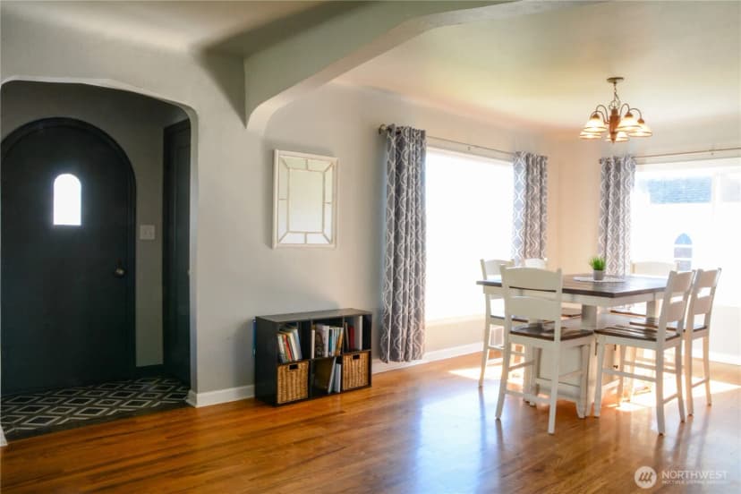 Property photo for 112 E 5th Street, Lind photo 5