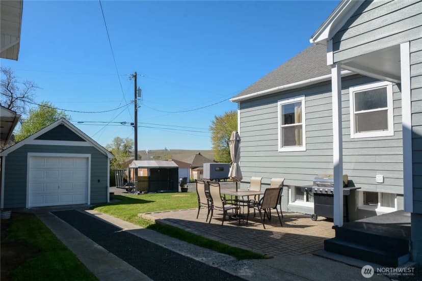 Property photo for 112 E 5th Street, Lind photo 34