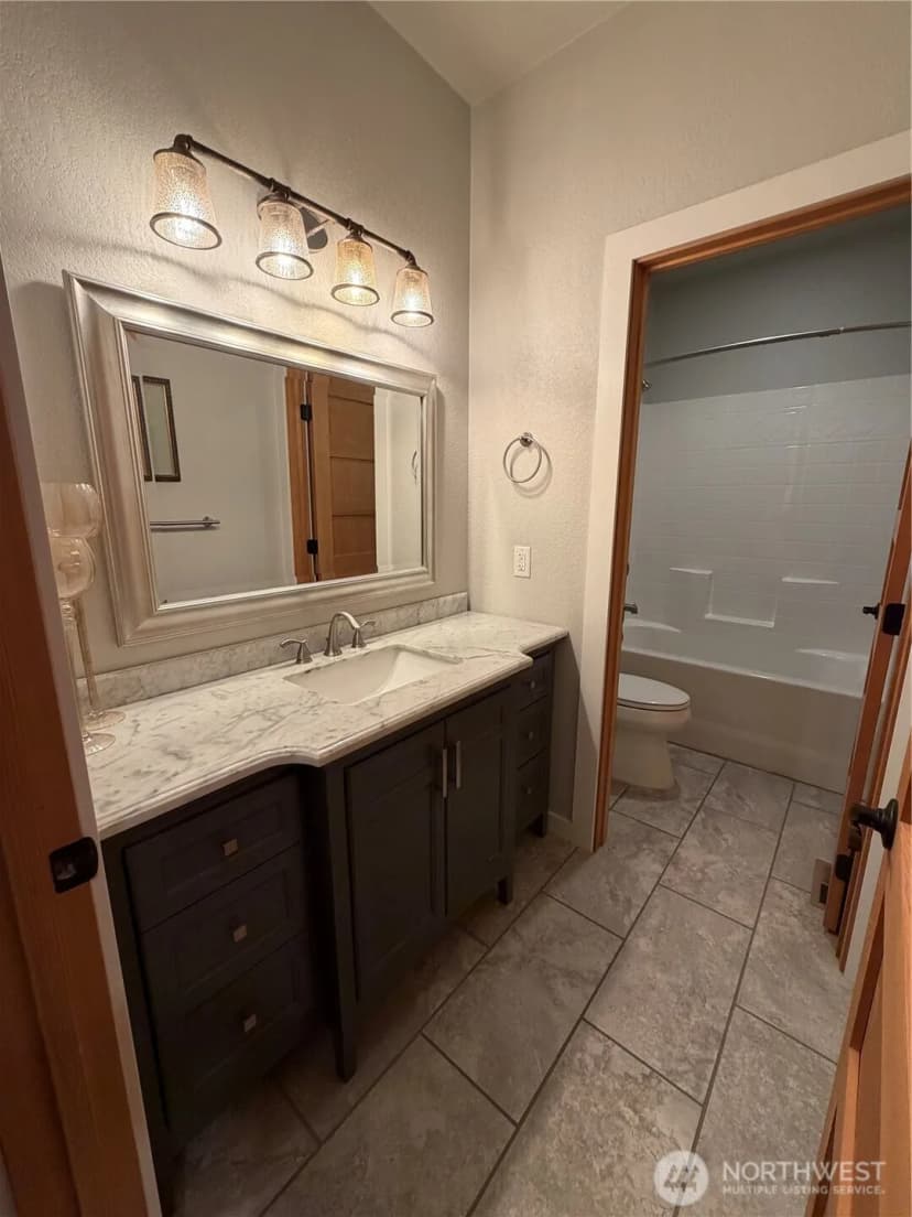 Property photo for 53 Cape Labelle Road, Tonasket photo 15