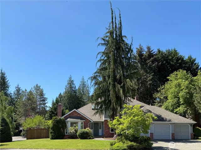Property photo for 23431 Ne 23rd Street, Sammamish photo 2