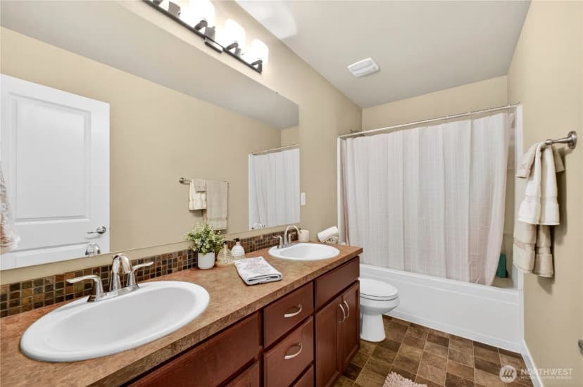 Property photo for 8119 172nd Avenue E, Sumner photo 29