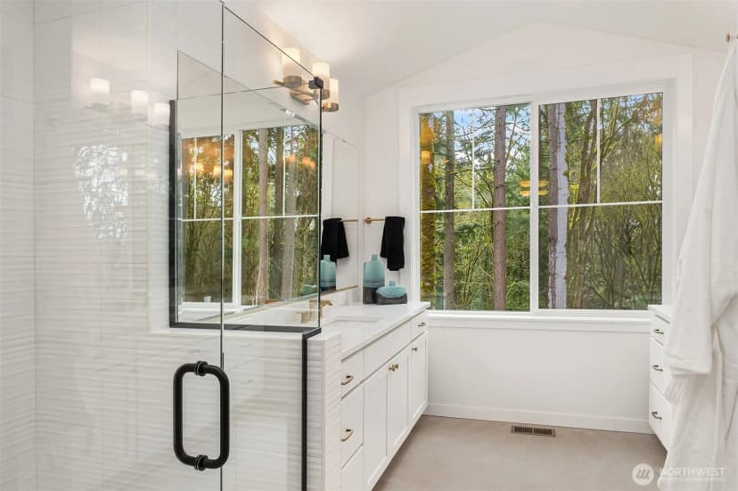 Property photo for 11170 (hs 24) Ne 134th Court Ne, Redmond photo 13