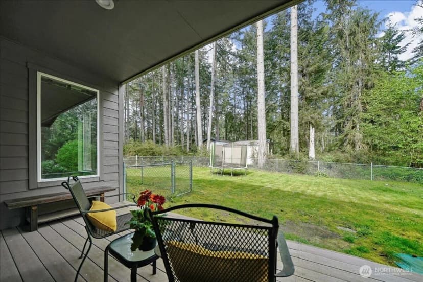 Property photo for 11714 Lake Place, Anderson Island photo 19