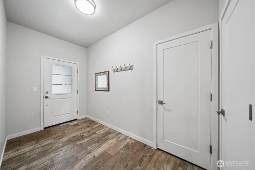 Property photo for 11714 Lake Place, Anderson Island photo 5