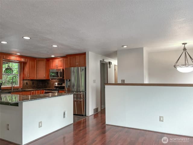 Property photo for 11857 Se 282nd Street, Auburn photo 5