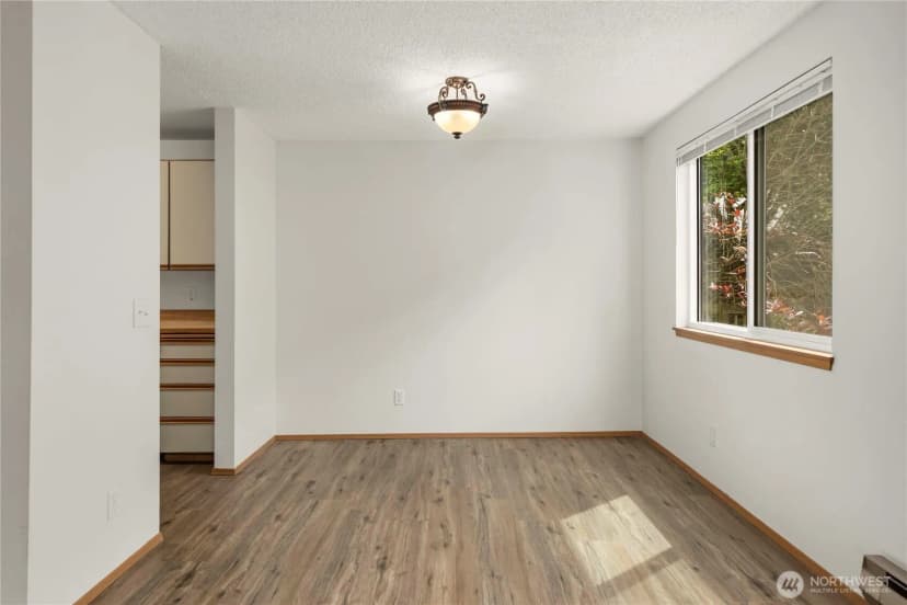Property photo for 1239 Sw 132nd Lane #823, Burien photo 9