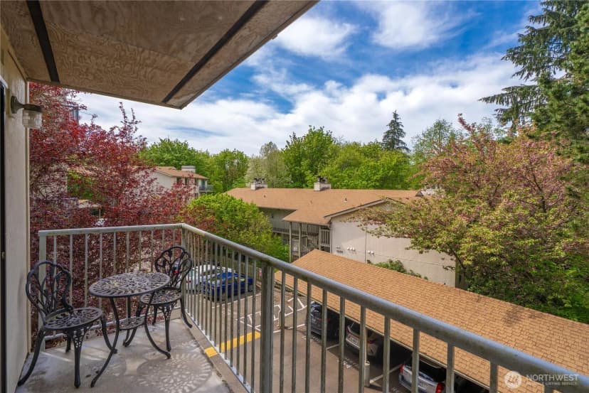 Property photo for 1239 Sw 132nd Lane #823, Burien photo 14