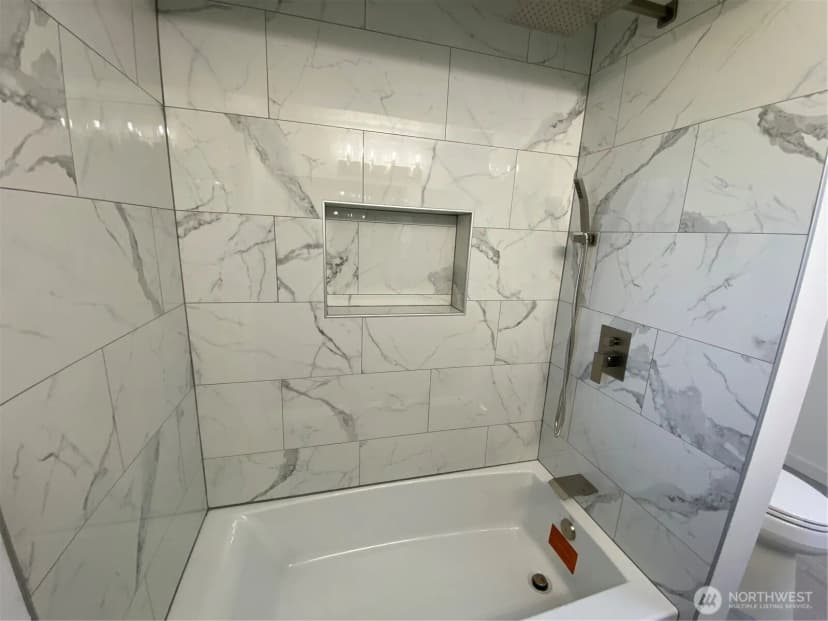 Property photo for 4916 24th Place S, Seattle photo 14